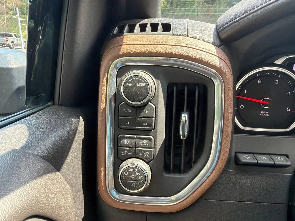 2022 Chevrolet Silverado 3500 HD High Country