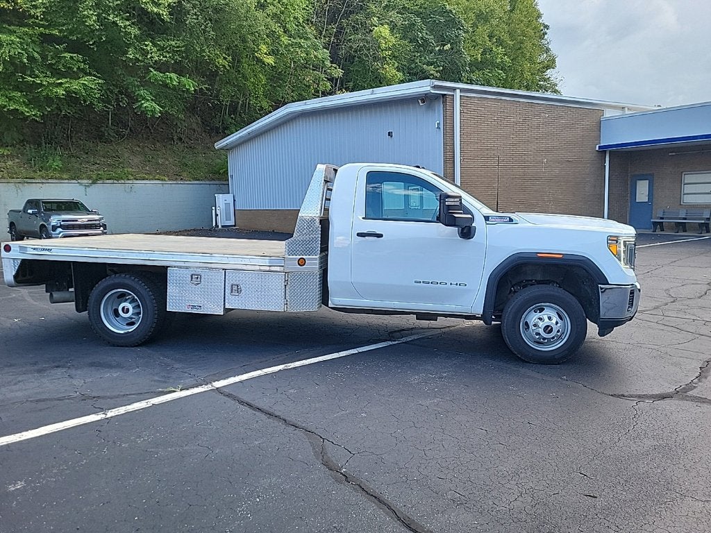 2022 GMC Sierra 3500 HD Chassis Cab Pro