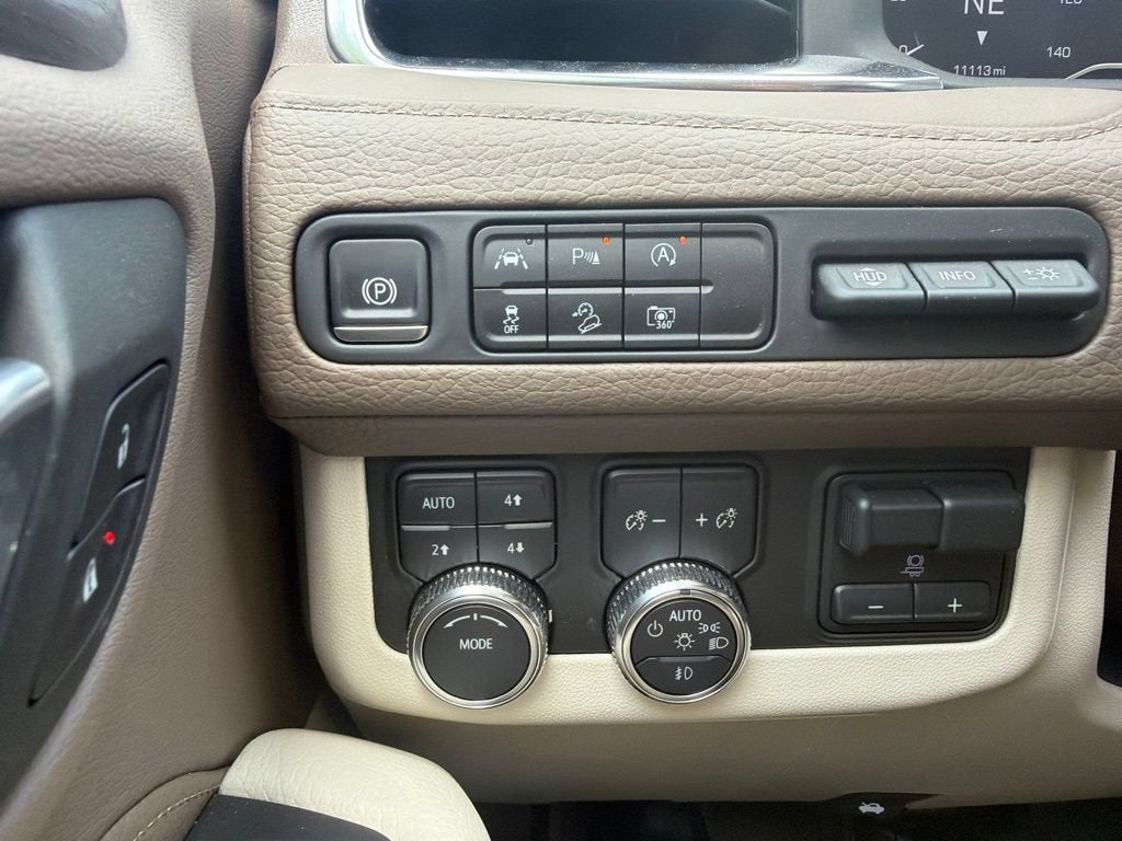 2024 GMC Yukon XL Denali