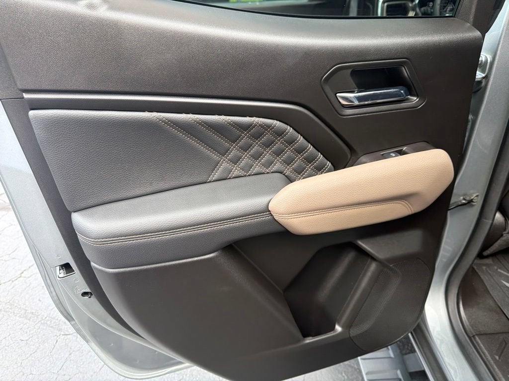2025 GMC Canyon Denali