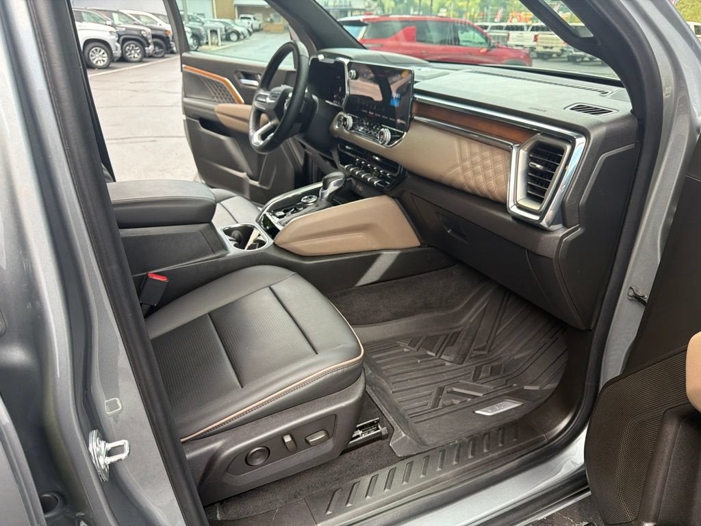2025 GMC Canyon Denali