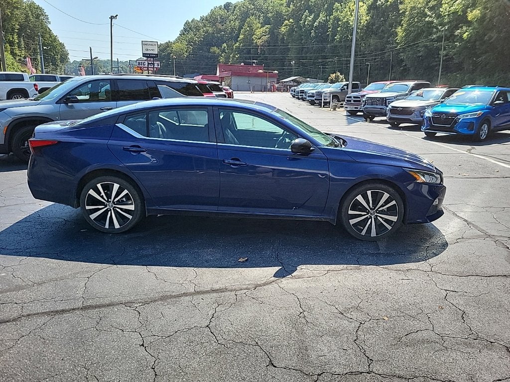 2021 Nissan Altima SR Intelligent AWD