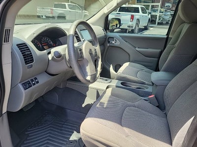 2021 Nissan Frontier Crew Cab SV 4x4