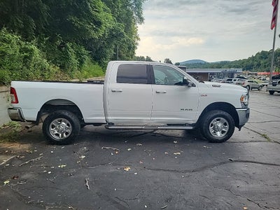2022 RAM 2500 Big Horn Crew Cab 4x4 6'4" Box