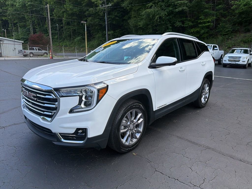 2022 GMC Terrain SLT
