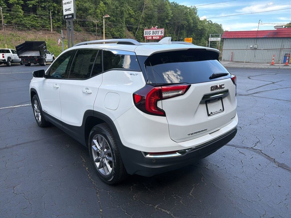 2022 GMC Terrain SLT