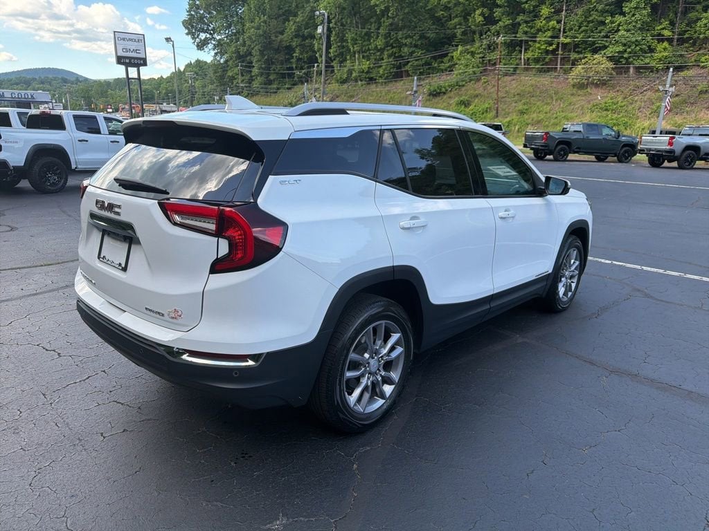 2022 GMC Terrain SLT