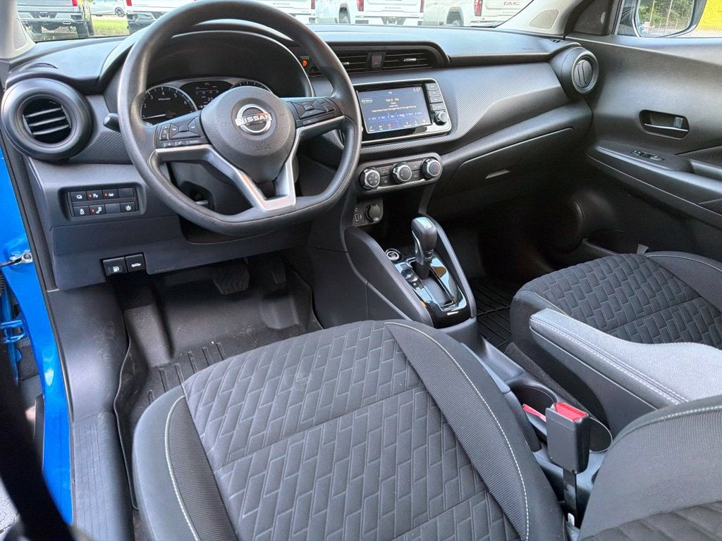 2022 Nissan Kicks S Xtronic CVT