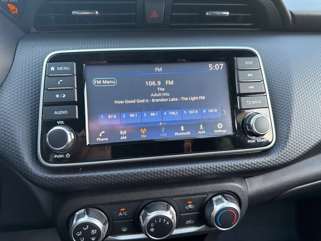 2022 Nissan Kicks S Xtronic CVT