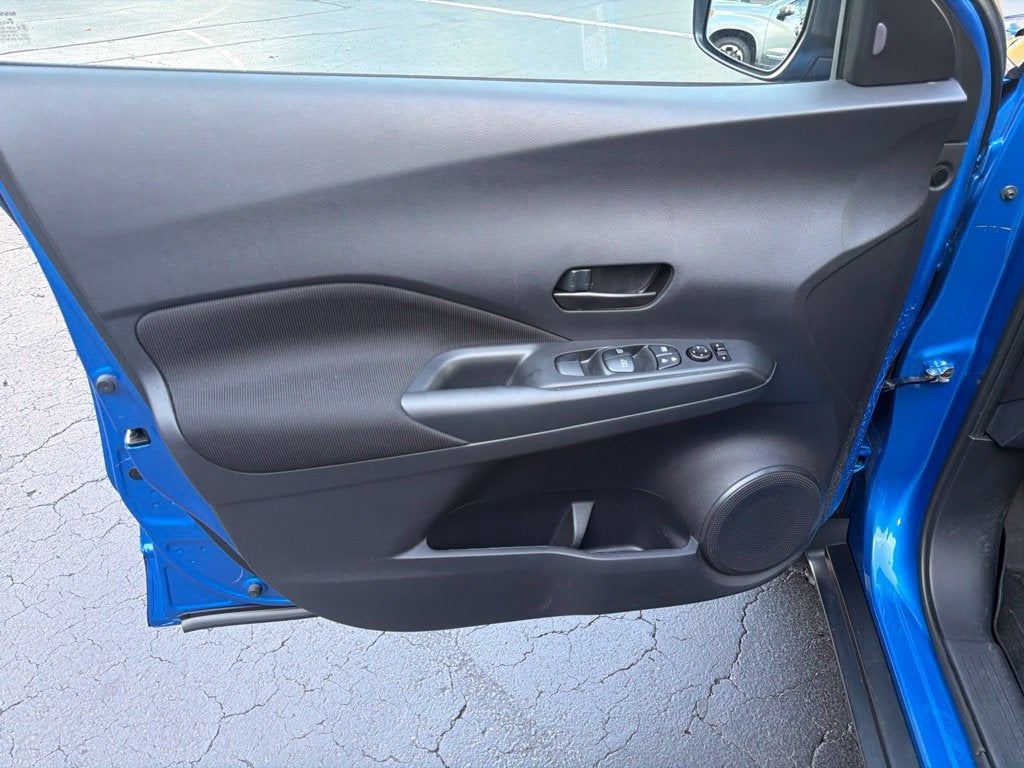 2022 Nissan Kicks S Xtronic CVT