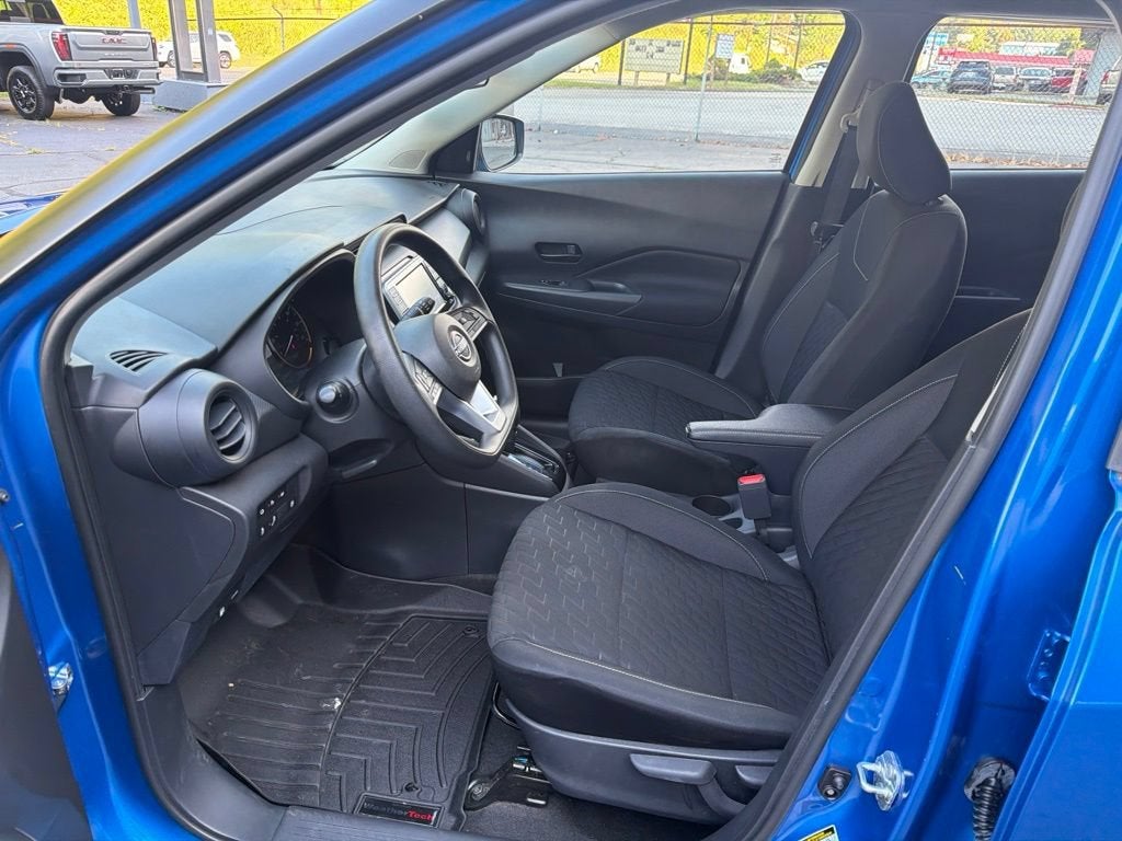 2022 Nissan Kicks S Xtronic CVT