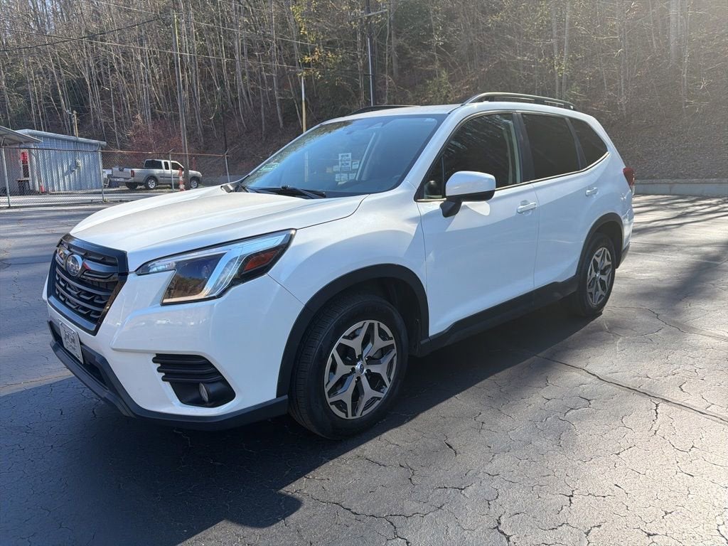 2023 Subaru Forester Premium