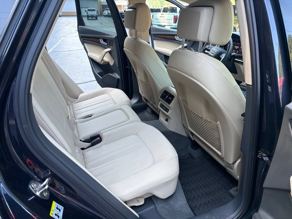 2020 Audi Q5 Premium Plus 45 TFSI quattro S tronic